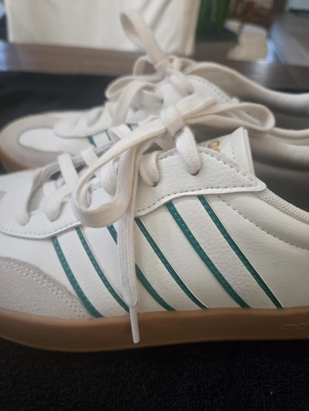 adidas low top